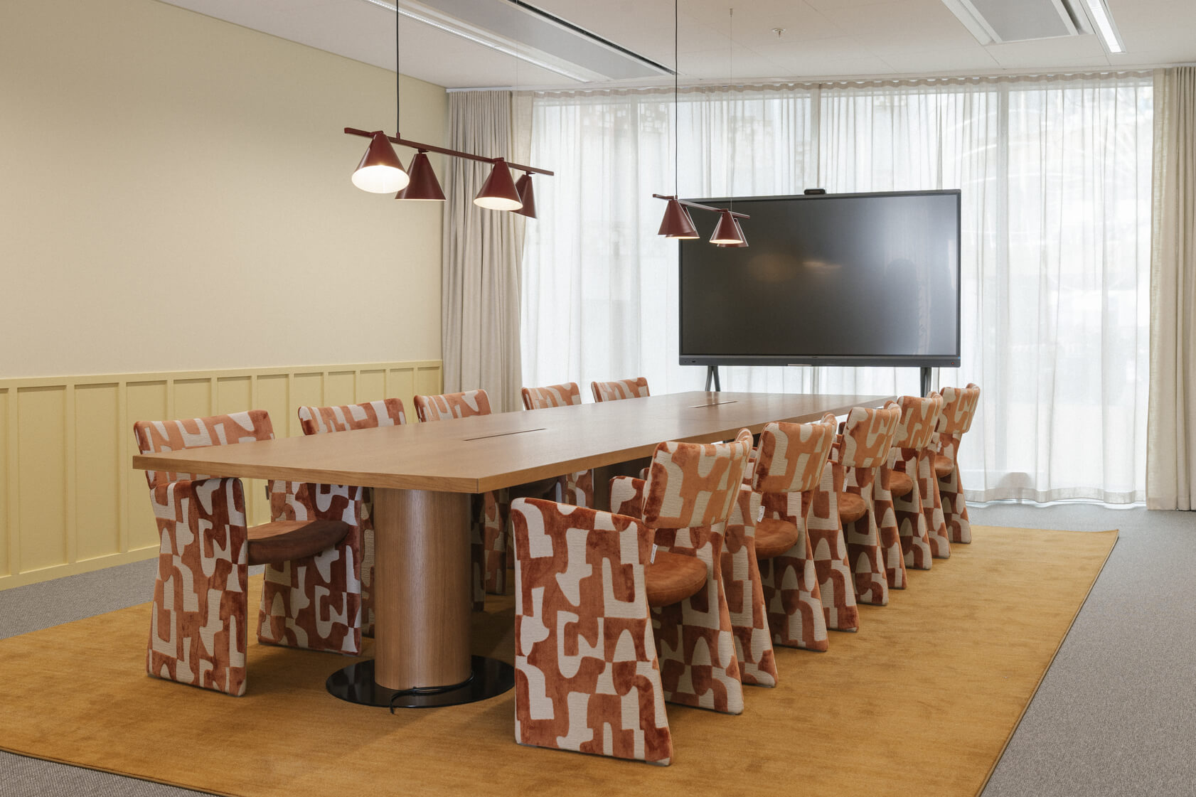 Konferensrum med styrelsesittning nära Stockholm Centralstation